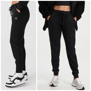 ALO Yoga Muse Athleisure Jogger Sweatpants Sz M